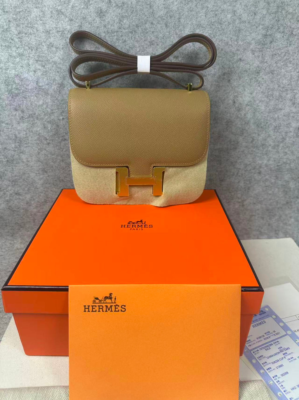 Hermès Constance 18 Etoupe Epsom Leather Gold Hardware
